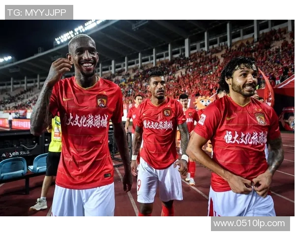 广州恒大4-2胜上海上港，延续夺冠希望！一个进球惊艳球迷，另一粒绝杀令人惊叹！